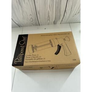 The Pampered Chef Cookie Press #1525 Complete with all discs